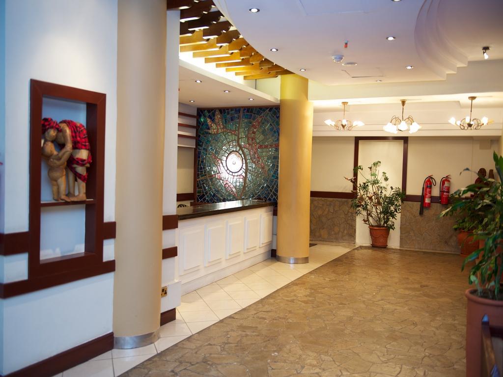 Muthu Silver Springs Hotel Найроби Экстерьер фото